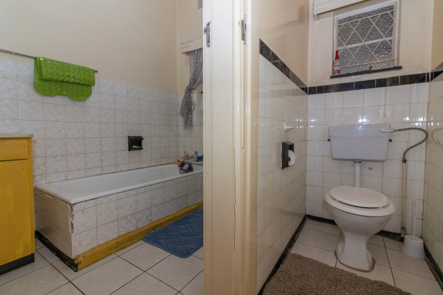 4 Bedroom Property for Sale in Kroonheuwel Free State